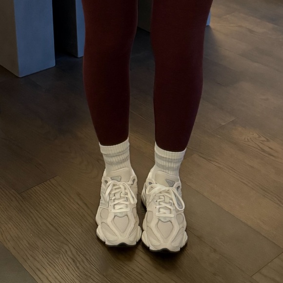 New Balance 9060 Unisex Sneakers in White/Beige - Picture 2 of 9